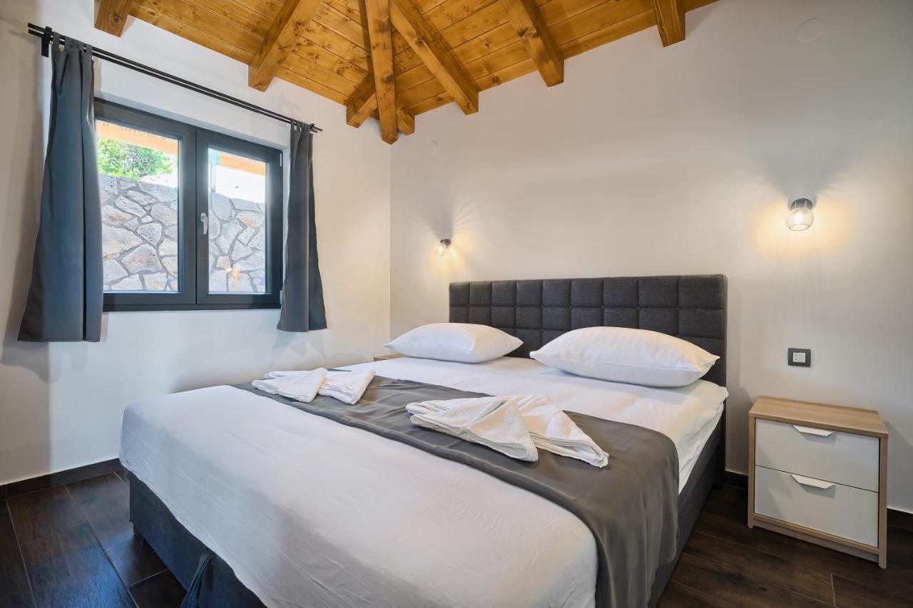 Hotel Kamp Lunga + Jezera Exteriér fotografie